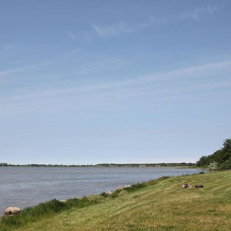 Hafennahe Ferienwohnung Mit Balkon Und Meerblick - Hafenhaeuser Wiek Wohnung 14 Wiek auf Rügen المظهر الخارجي الصورة