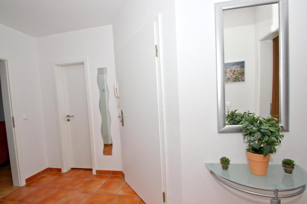 Hafennahe Ferienwohnung Mit Balkon Und Meerblick - Hafenhaeuser Wiek Wohnung 14 Wiek auf Rügen المظهر الخارجي الصورة